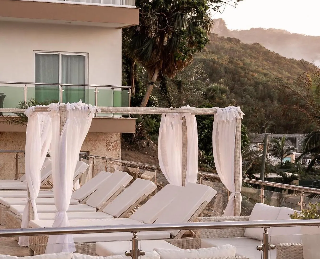 Apartment Cofresi Hills Residence Gurapito
