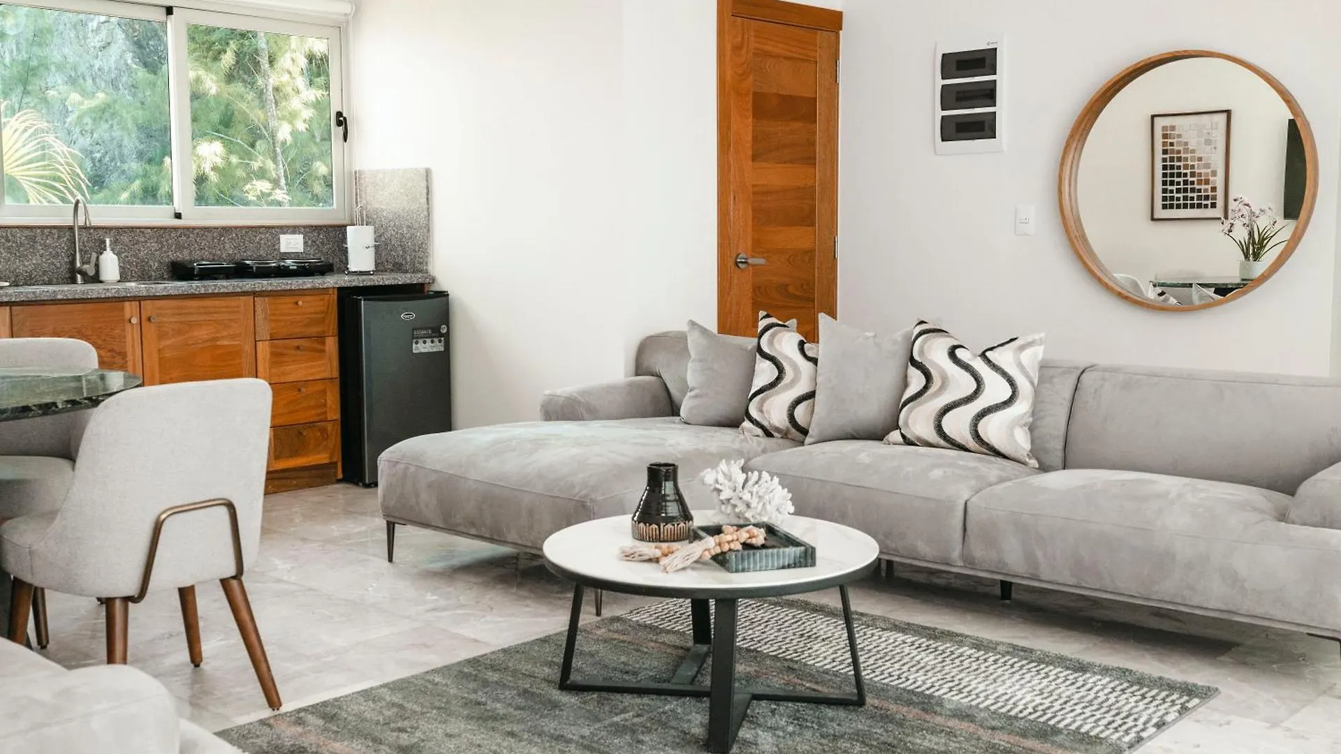 Cofresi Hills Residence Gurapito