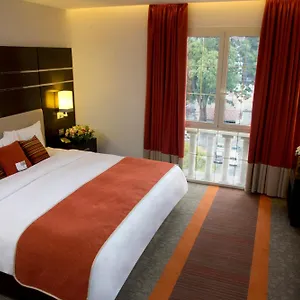 **** Hotel Altamira Village Venezuela